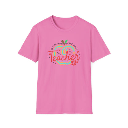 Teacher Life – Cute Apple Graphic Teacher Tee