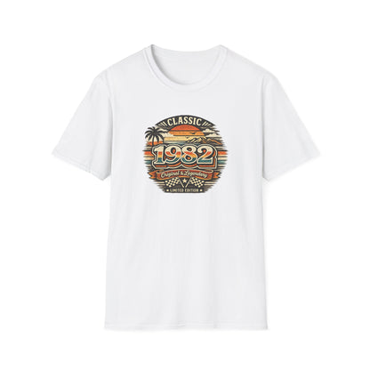 Vintage 1982 Classic Birthday Shirt – Retro Birth Year T-Shirt