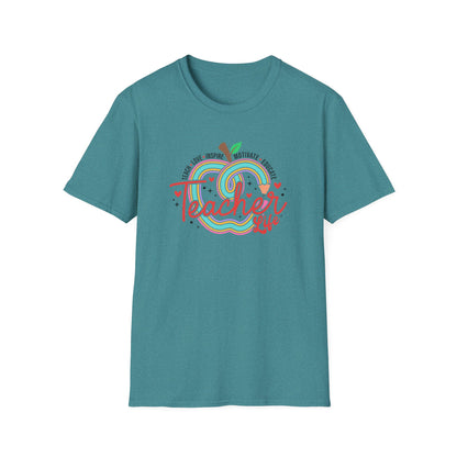 Teacher Life – Cute Apple Graphic Teacher Tee